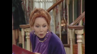 ¿ Quién manda a quién ? 1x07