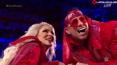 The Miz y Maryse vs Edge y Beth Phoenix